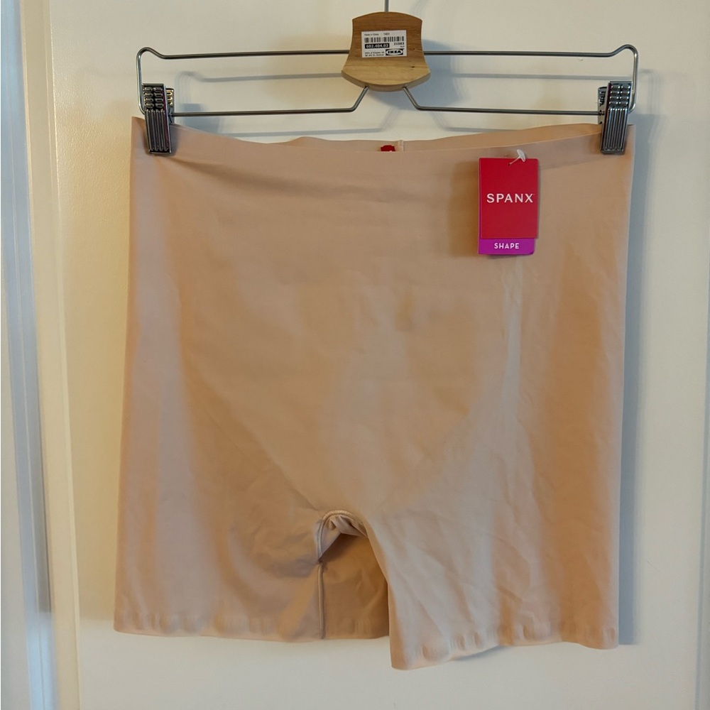 Spanx Nude Shaping Girl Short - NWT